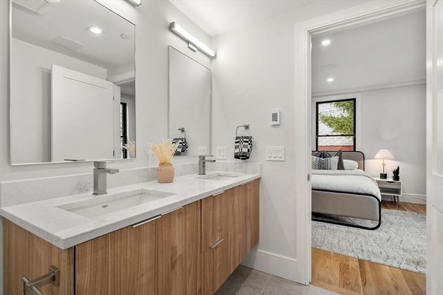 $1,555,000 | 8-10 Mercer Street, Unit PH 5, Boston, MA 02127