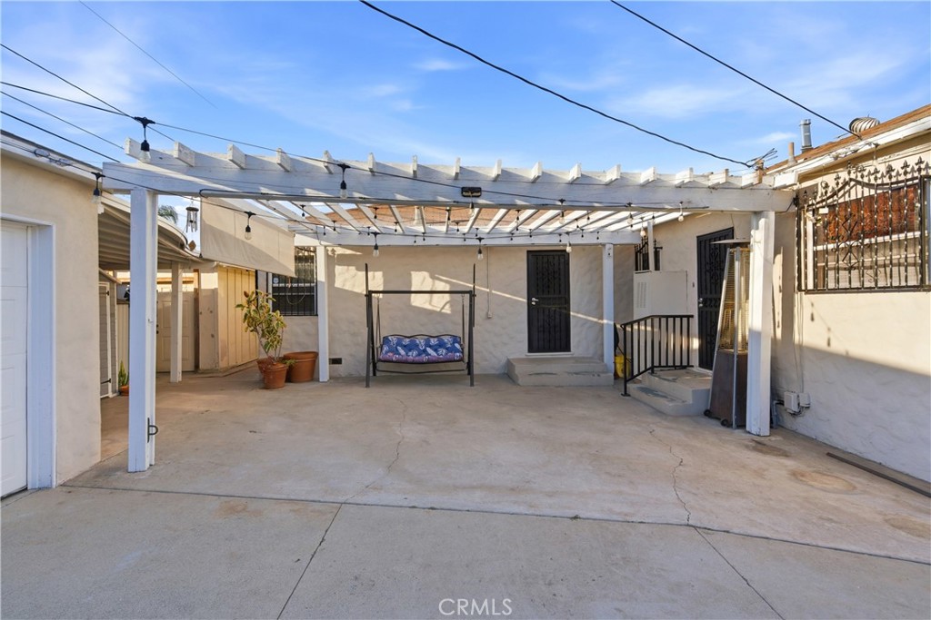 10731 Wright Road South Gate, CA 90280 - Photo 30 of 35