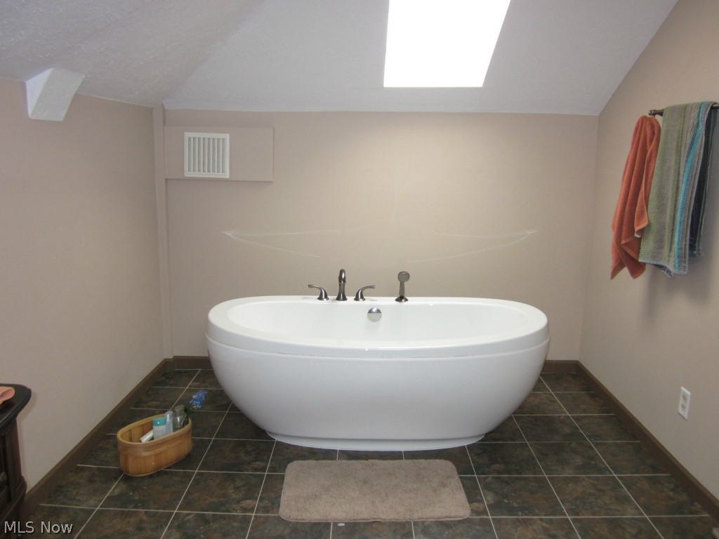 1825 Porter Road Atwater, OH 44201 - Photo 19 of 23