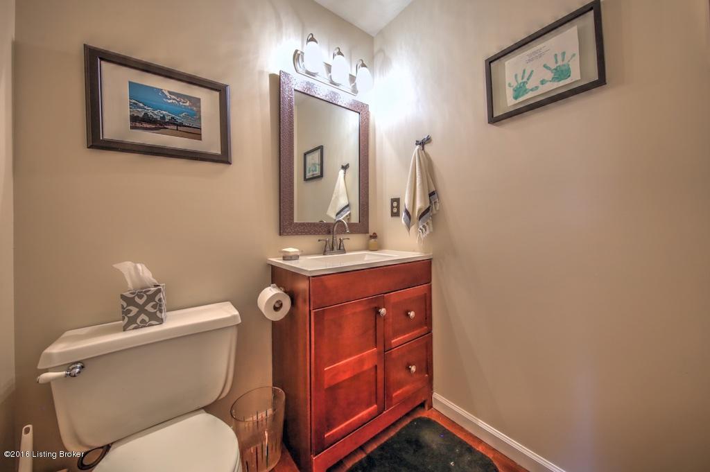 8906 Acushnet Road Louisville, KY 40242 - Photo 13 of 32 8906 Acushnet Rd 9147