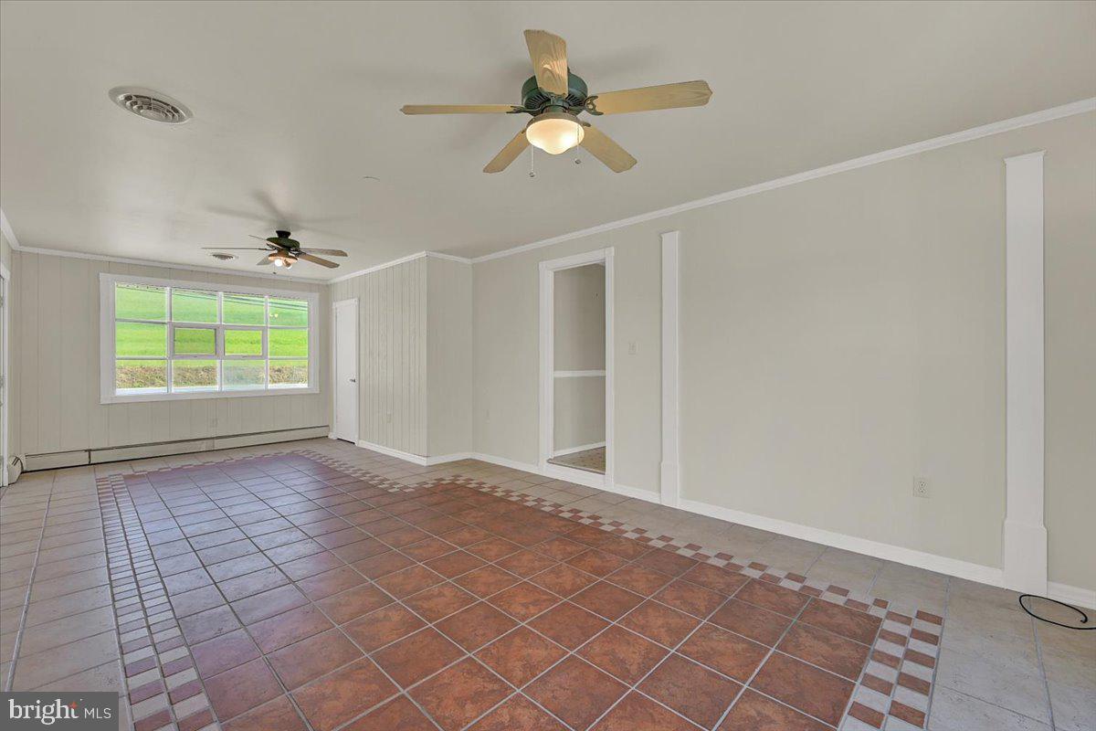 438 Valley Road Etters, PA 17319 - Photo 15 of 49 Gallery Image 15