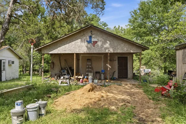 $399,000 | 6024 Highway 36, Brenham, TX 77833