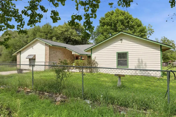 $399,000 | 6024 Highway 36, Brenham, TX 77833