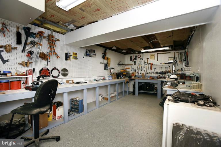 119 Harmony Hall Road Gaithersburg, MD 20877 - Photo 27 of 28 Workshop