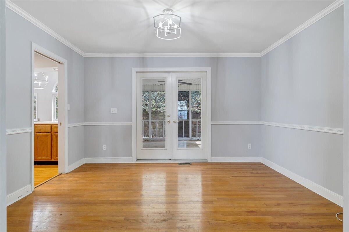 3044 Burnleigh Road Southwest Roanoke, VA 24014 - Photo 14 of 54 12-MIB02005