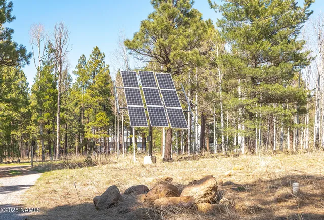 $650,000 | 6617 Freedline Drive, Flagstaff, AZ 86001