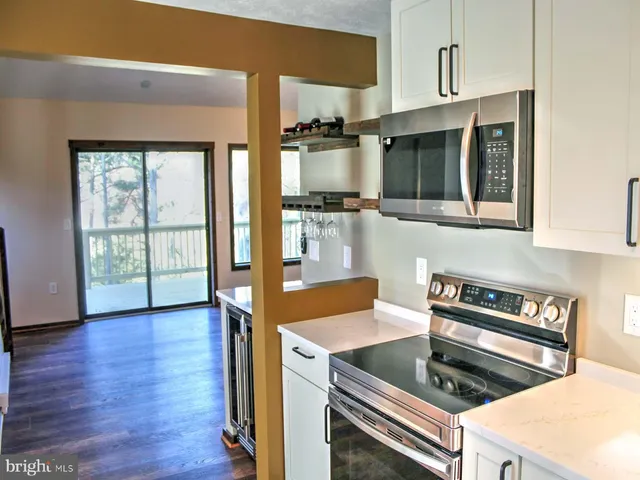 $539,500 | 63 Fairway Drive, Basye, VA 22842