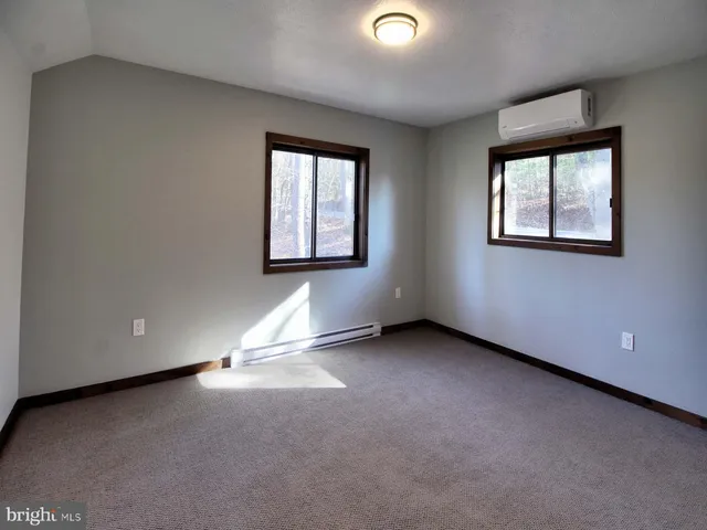 $539,500 | 63 Fairway Drive, Basye, VA 22842