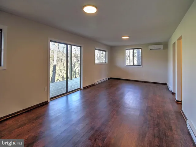 $539,500 | 63 Fairway Drive, Basye, VA 22842