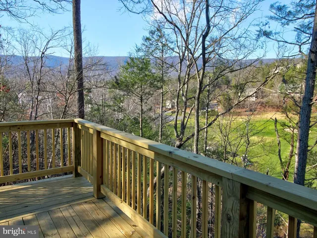 $539,500 | 63 Fairway Drive, Basye, VA 22842
