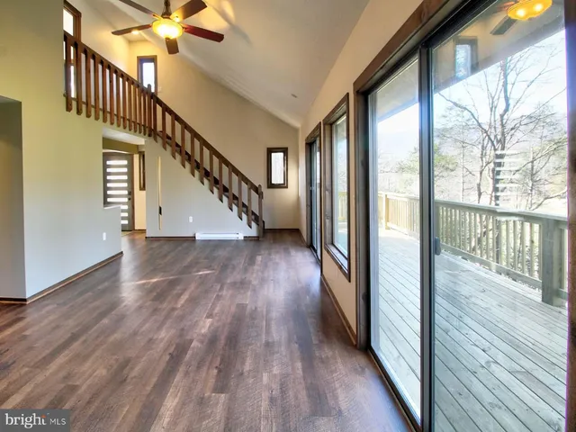 $539,500 | 63 Fairway Drive, Basye, VA 22842