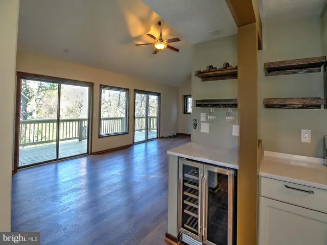 $539,500 | 63 Fairway Drive, Basye, VA 22842