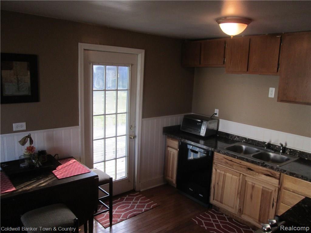 21521 Kaiser Road Gregory, MI 48137 - Photo 17 of 30 131.JPG
