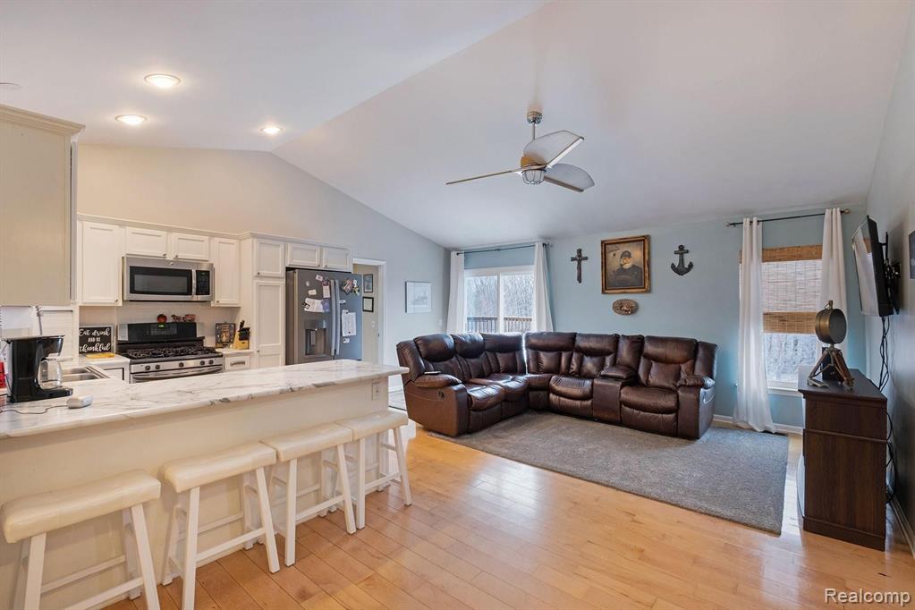 10113 Creekside Road Goodrich, MI 48438 - Photo 7 of 26