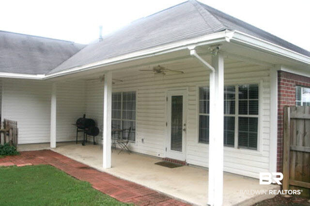 28746 Canterbury Road Daphne, AL 36526 - Photo 10 of 16 Deck/Patio