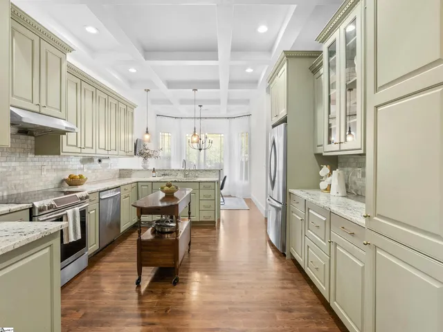 $500,000 | 185 Victoria Drive, Inman, SC 29349