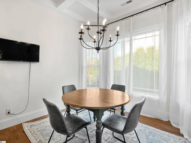 $500,000 | 185 Victoria Drive, Inman, SC 29349