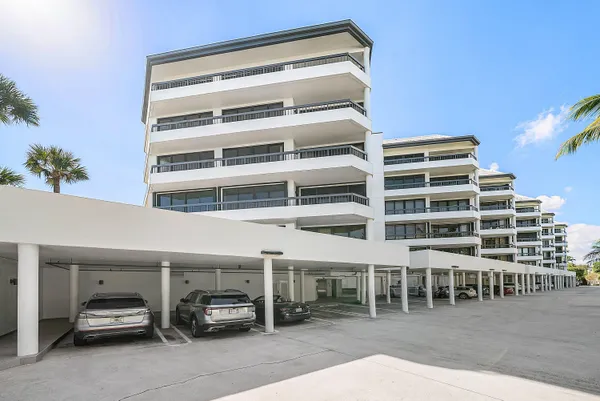 $12,500 | 120 South Ocean Boulevard, Unit 1A, Delray Beach, FL 33483