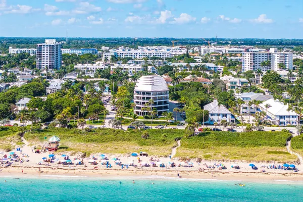 $12,500 | 120 South Ocean Boulevard, Unit 1A, Delray Beach, FL 33483
