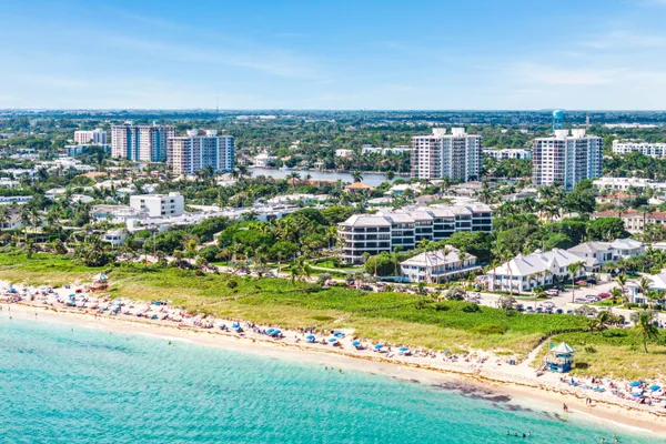 $12,500 | 120 South Ocean Boulevard, Unit 1A, Delray Beach, FL 33483