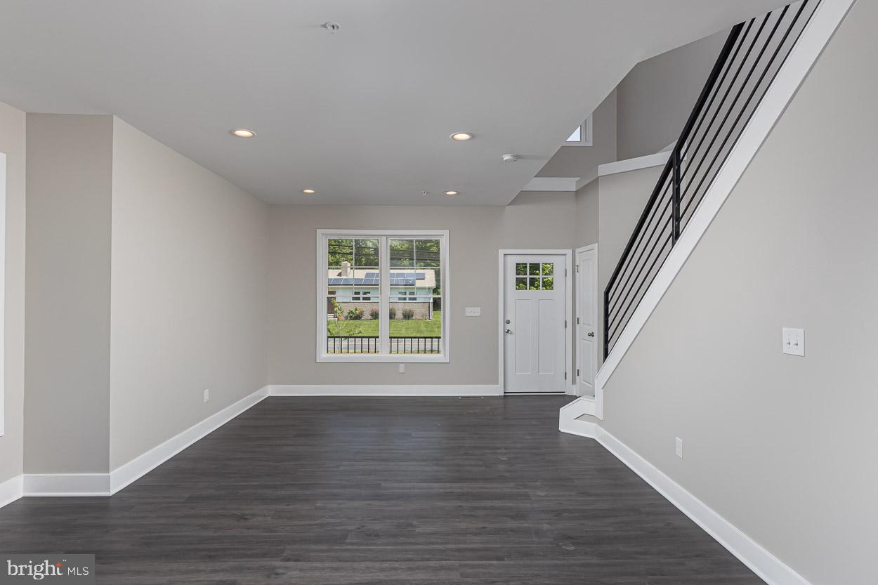 2302 Ruth Avenue Sparrows Point, MD 21219 - Photo 11 of 34