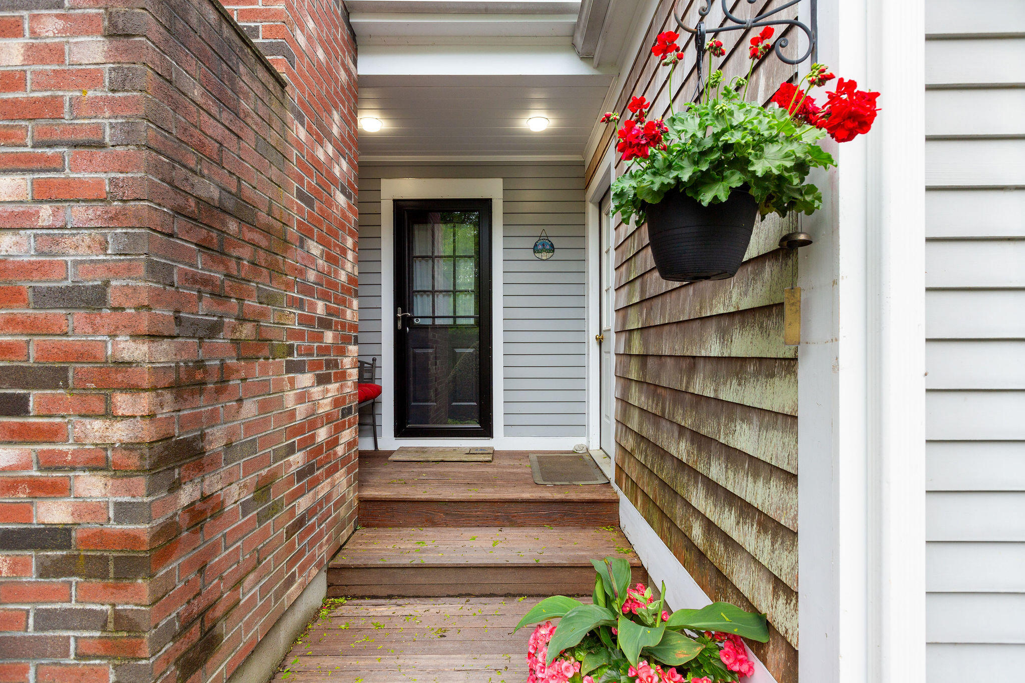 33 Rogers Road Brewster, MA 02631 - Photo 3 of 51 2