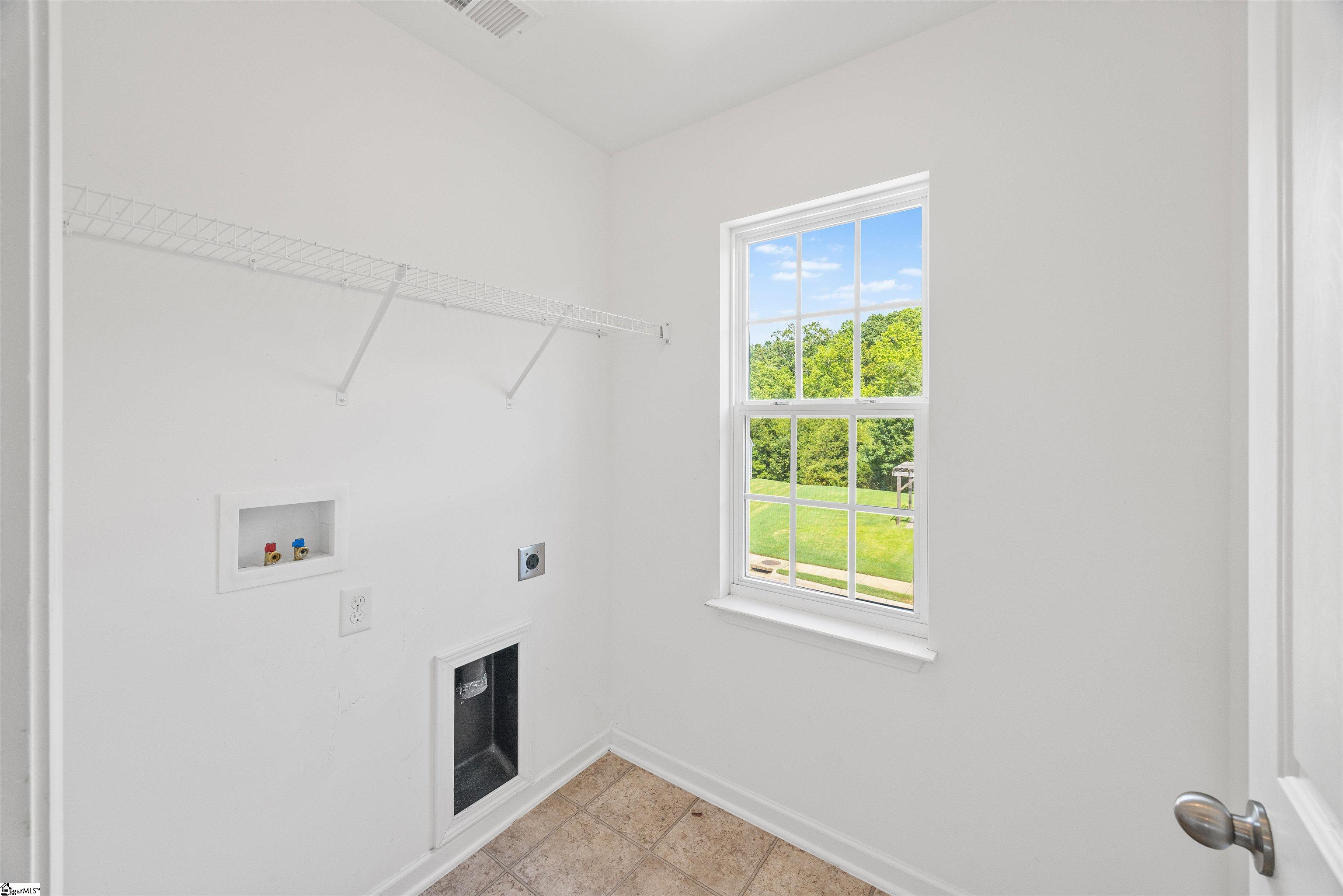 383 Riverdale Road Simpsonville, SC 29680 - Photo 17 of 39 Gallery Image 17