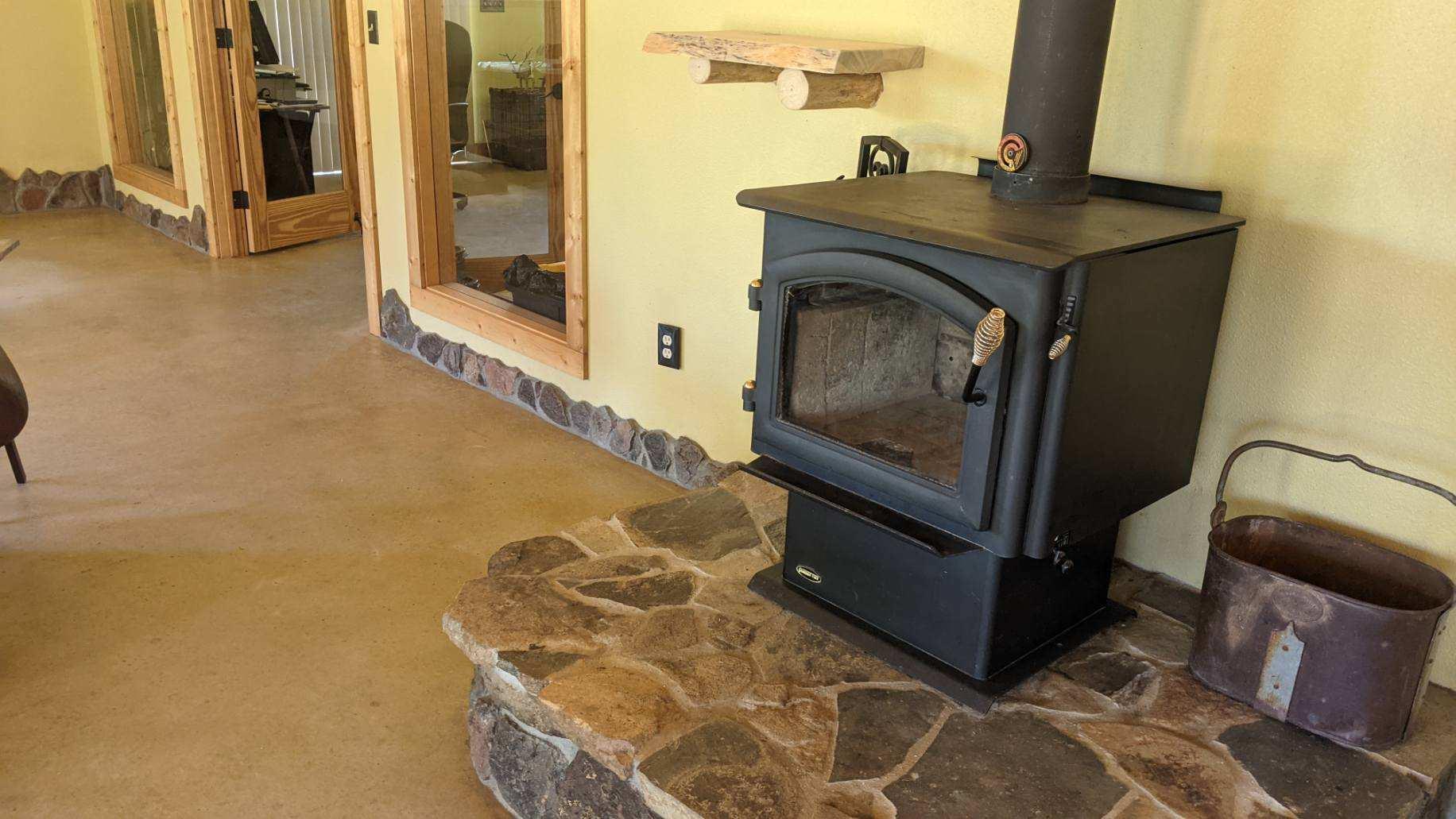 27203 Donkey Mine Road Oak Run, CA 96069 - Photo 14 of 22 a bathroom with a sink and mirror
