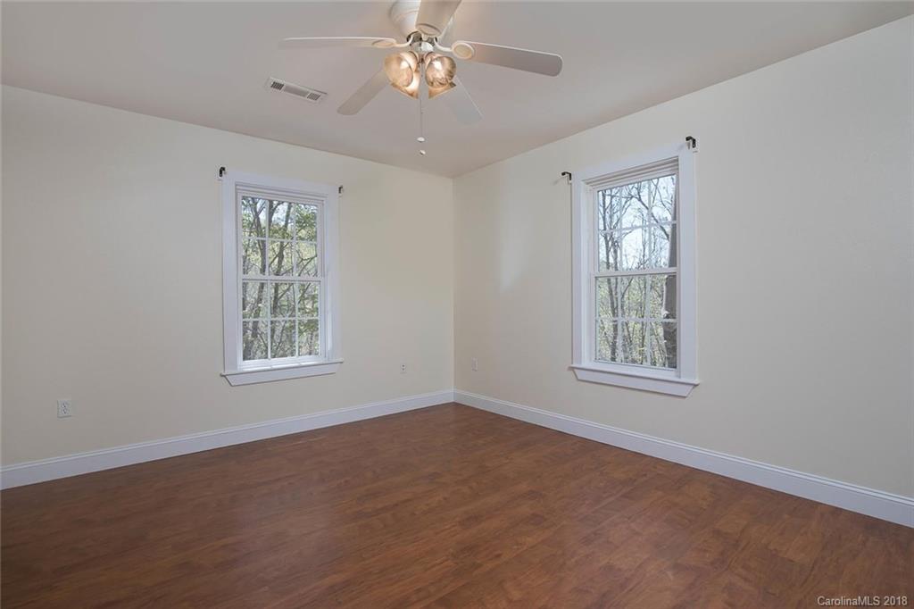 440 Gospel Road Bryson City, NC 28713 - Photo 11 of 34 Gallery Image 11