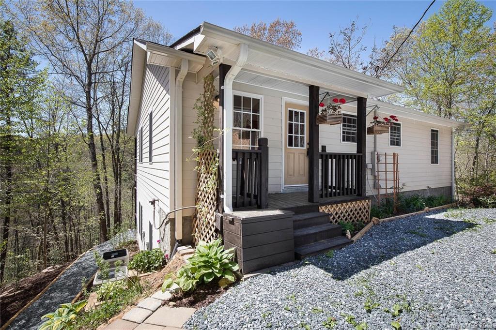 440 Gospel Road Bryson City, NC 28713 - Photo 3 of 34 Gallery Image 3
