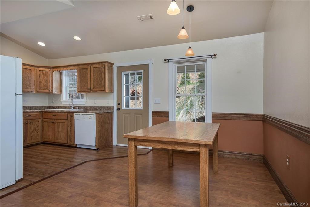 440 Gospel Road Bryson City, NC 28713 - Photo 6 of 34 Gallery Image 6