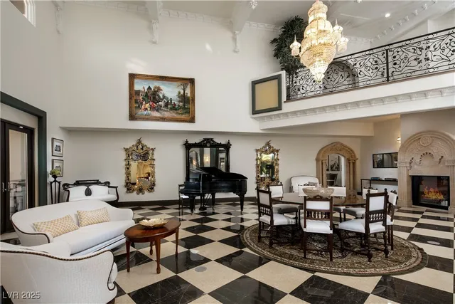 $33,000 | 8801 Palm Greens Court, Las Vegas, NV 89134