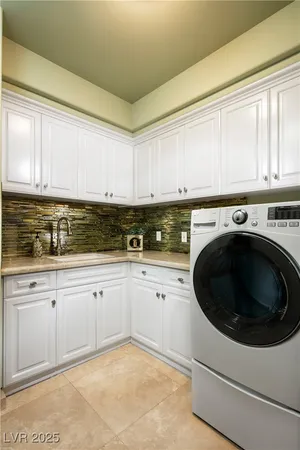 $33,000 | 8801 Palm Greens Court, Las Vegas, NV 89134