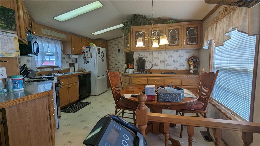 542 Finks Run Road McDonald, PA 15057 - Photo 18 of 28 a dining room with furniture and window
