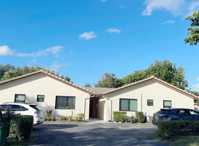 $2,300 | 4104 Northwest 114th Avenue, Coral Springs, FL 33065