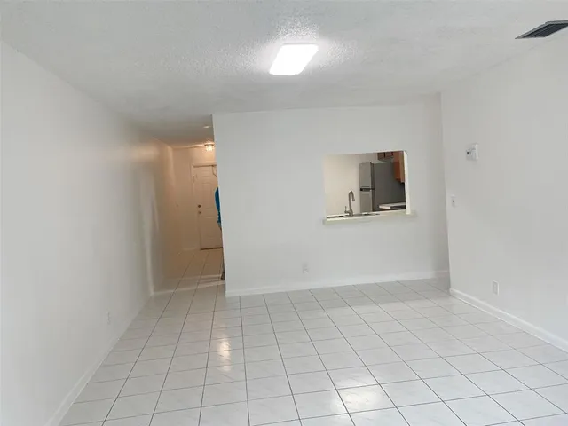 $2,300 | 4104 Northwest 114th Avenue, Coral Springs, FL 33065