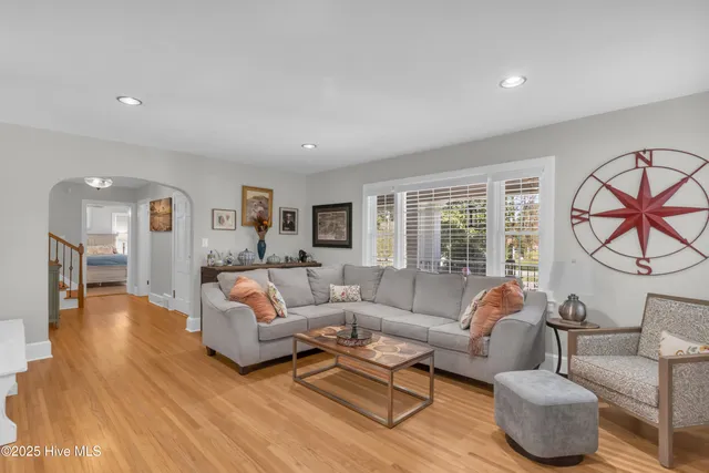 $410,000 | 220 South Duplin Street, Wallace, NC 28466