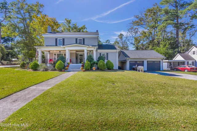 $410,000 | 220 South Duplin Street, Wallace, NC 28466