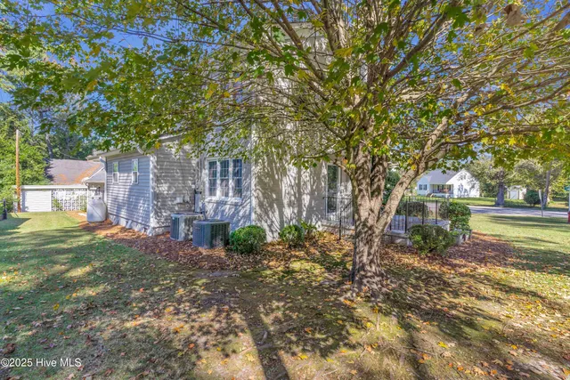 $410,000 | 220 South Duplin Street, Wallace, NC 28466