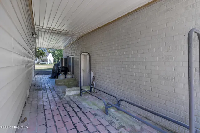 $410,000 | 220 South Duplin Street, Wallace, NC 28466