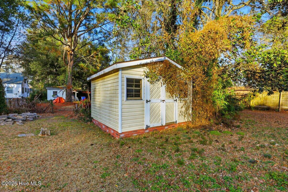 905 Edwards Avenue Kinston, NC 28501 - Photo 3 of 22 03-905 Edwards Ave-3