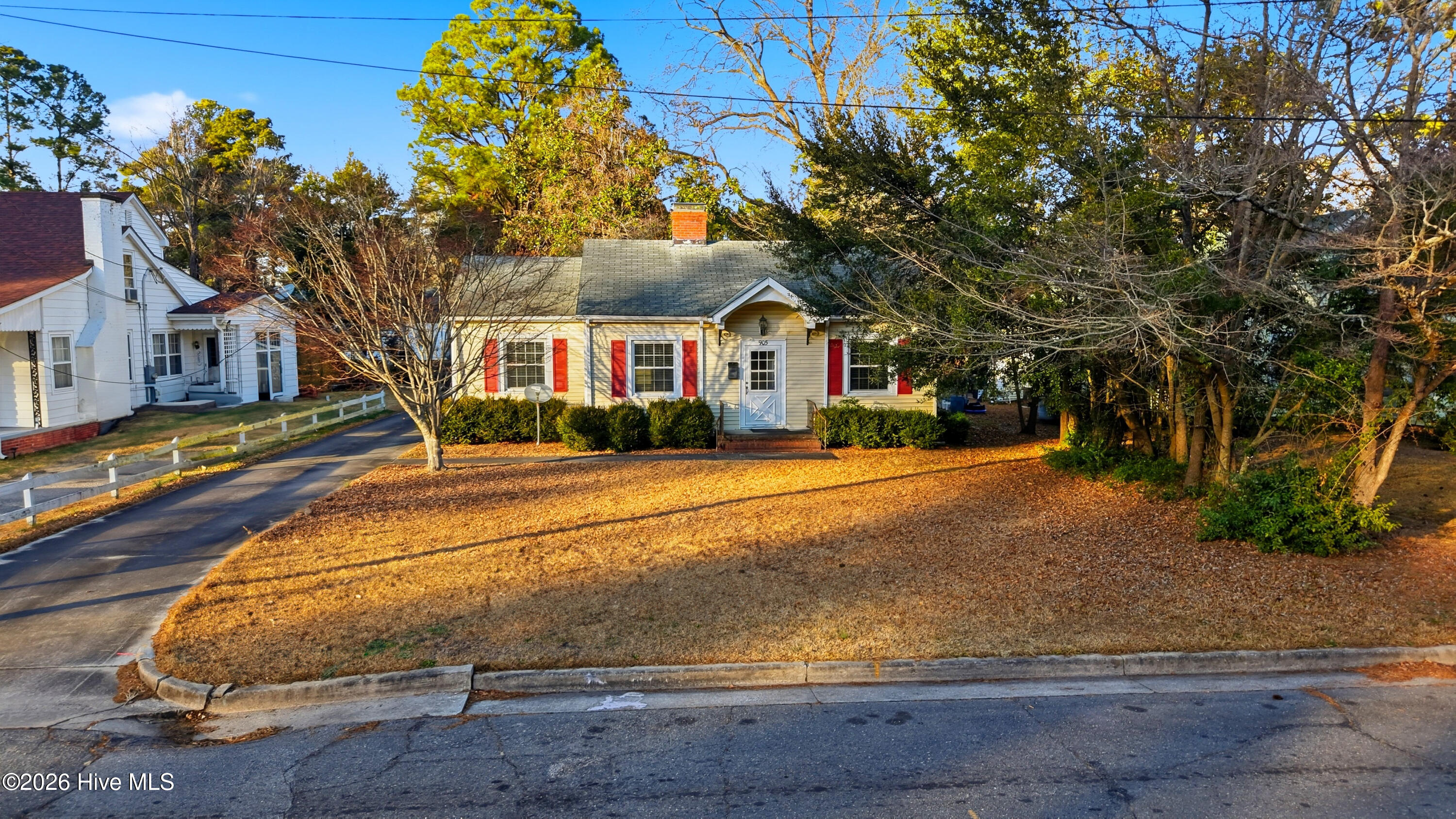 905 Edwards Avenue Kinston, NC 28501 - Photo 7 of 22 08-905 Edwards Ave-8