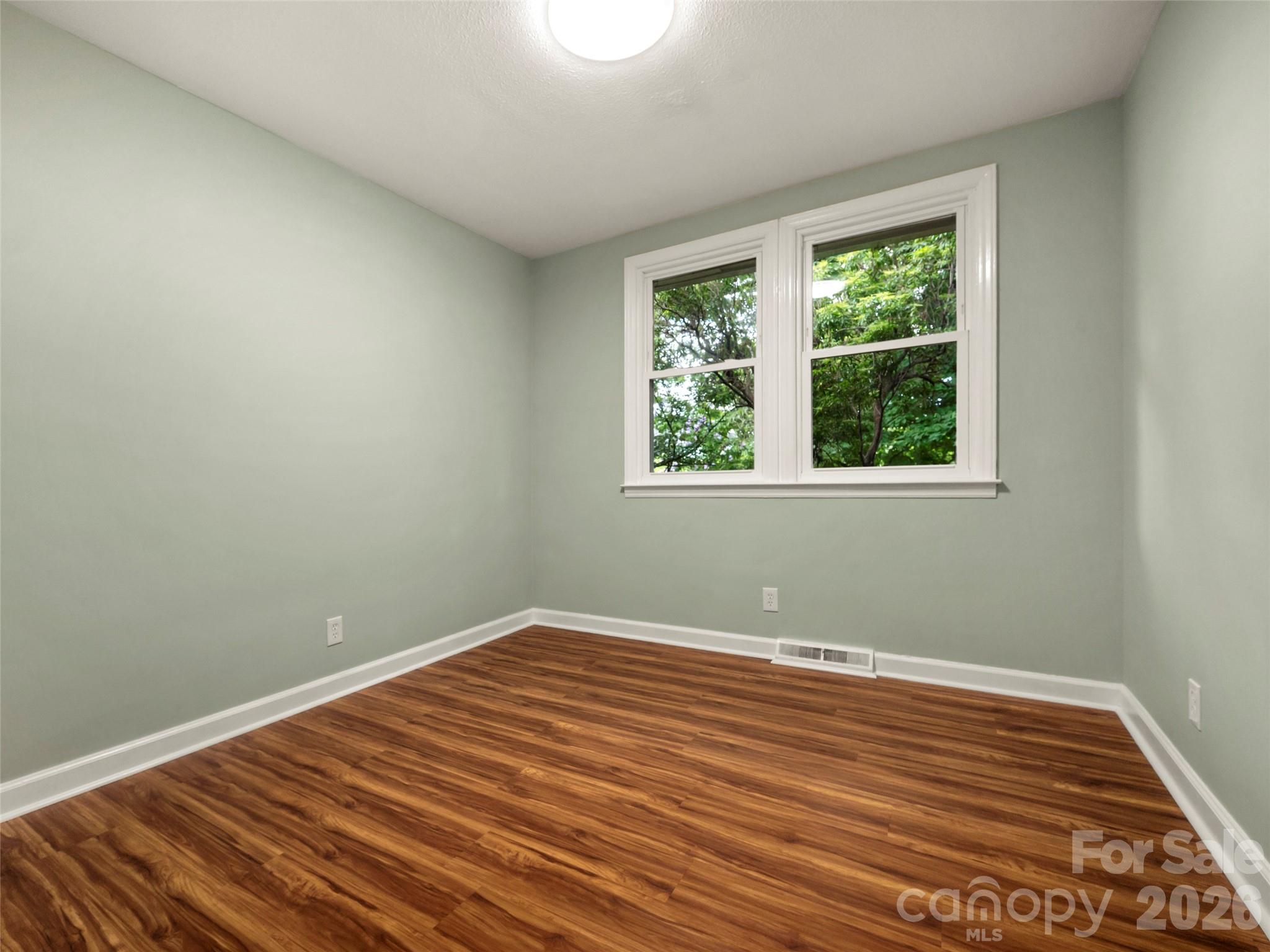 917 West Blue Ridge Road East Flat Rock, NC 28726 - Photo 19 of 43 Gallery Image 19