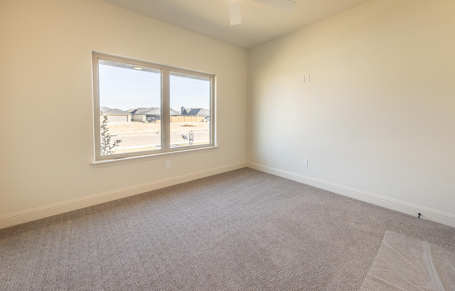 3605 143rd Street Lubbock, TX 79423 - Photo 23 of 34 an empty room with a window