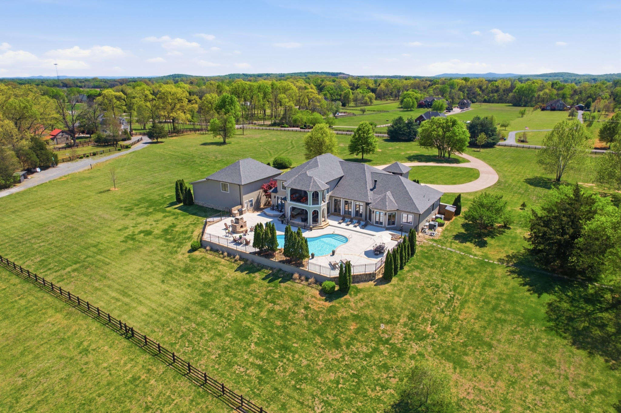 4606 Shores Road Murfreesboro, TN 37128 - Photo 2 of 74