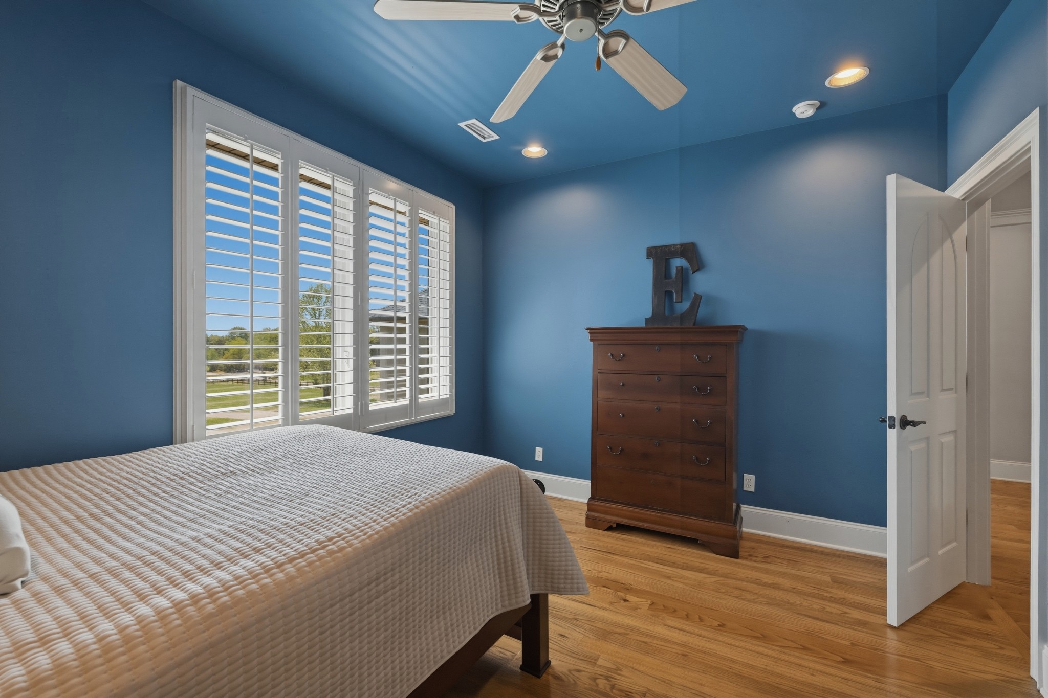 4606 Shores Road Murfreesboro, TN 37128 - Photo 43 of 74 a bedroom with a bed and a dresser