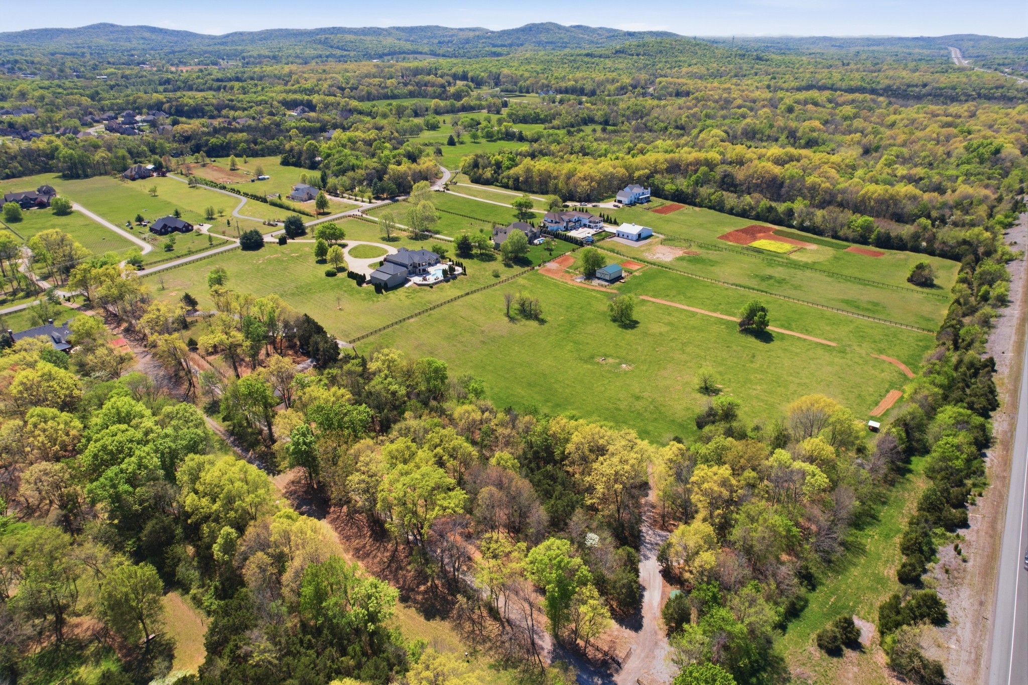 4606 Shores Road Murfreesboro, TN 37128 - Photo 72 of 74 a view of a city with mountains in the background