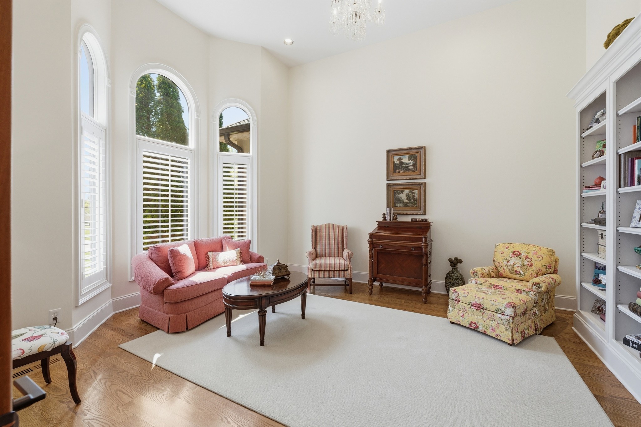 4606 Shores Road Murfreesboro, TN 37128 - Photo 8 of 74 a living room with furniture and a window