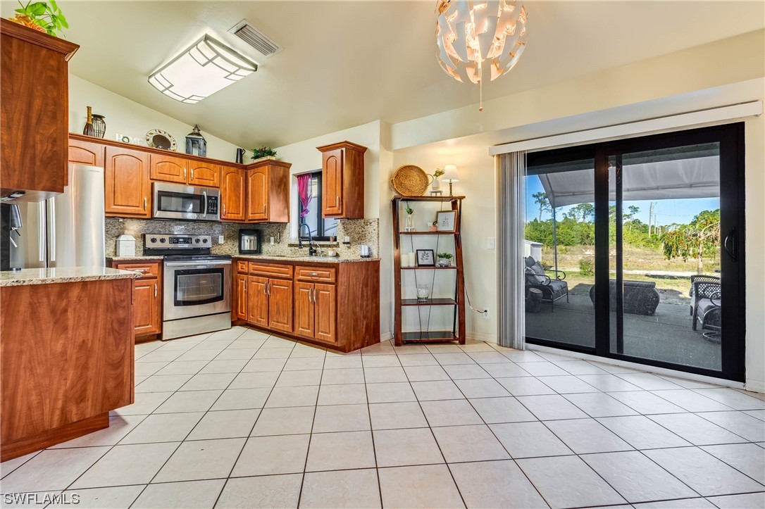 6144 Stratton Road Fort Myers, FL 33905 - Photo 12 of 23 Gallery Image 12