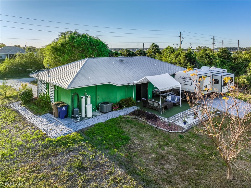 6144 Stratton Road Fort Myers, FL 33905 - Photo 5 of 23 Gallery Image 5